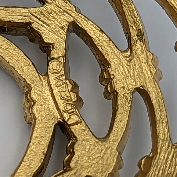 Vintage White Enamel Necklace by Crown TRIFARI - Picture 9 of 10